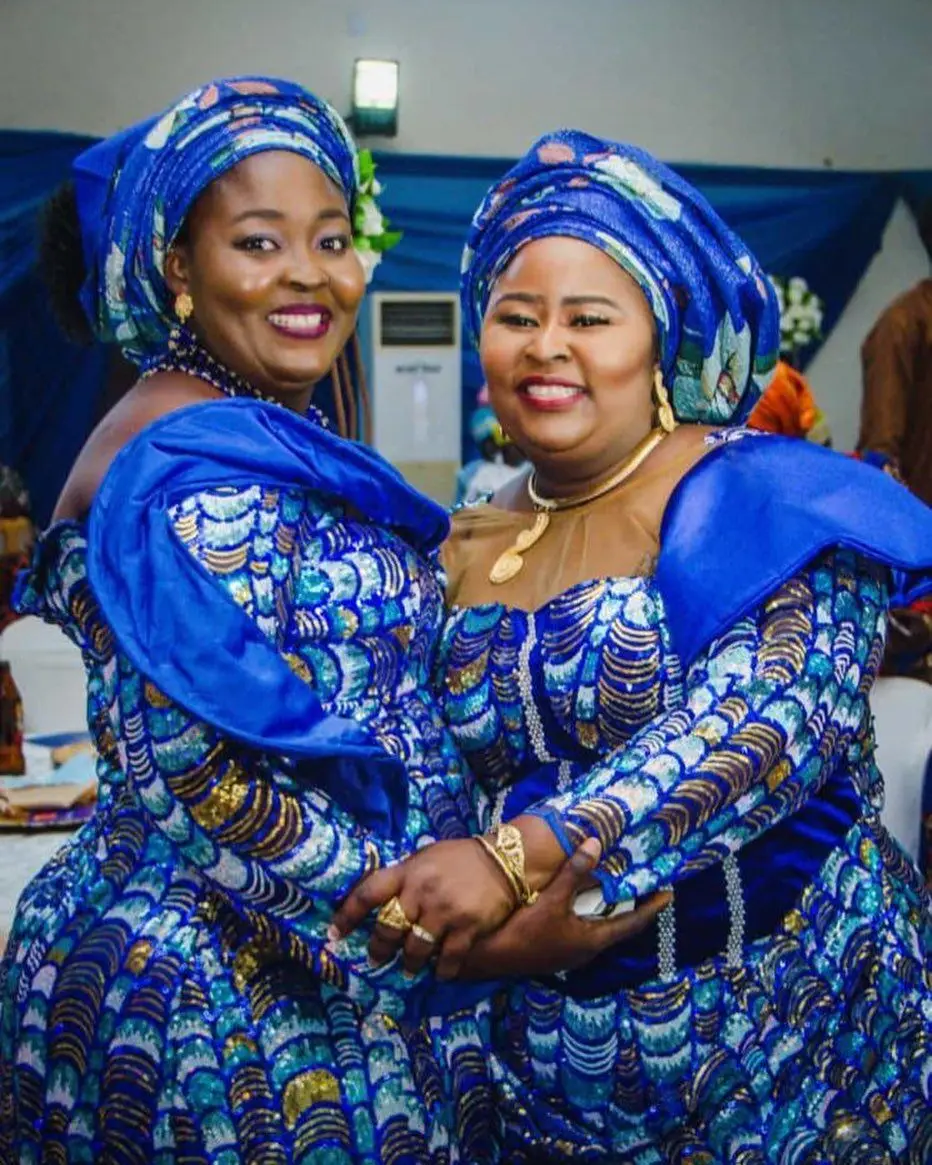 

Multicolor Nigerian Lace Fabrics 2022 With Sequins African French Mesh Lace Fabric Embroidered Sequins Tulle Mesh Lace