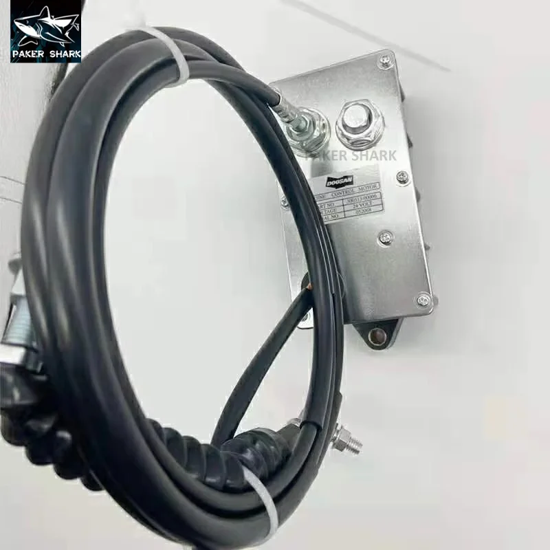 Для двигателя дроссельной заслонки Doosan DX225 225LCA DH150 DH200 DH220-5-7-9 аксессуары для