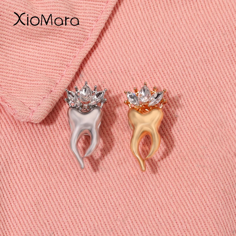 

Tooth Enamel Pin Gold Color Silver Color Smile Healthy Teeth With Toothbrush Dentist Brooches Gift for Friend Doctor Jewelry