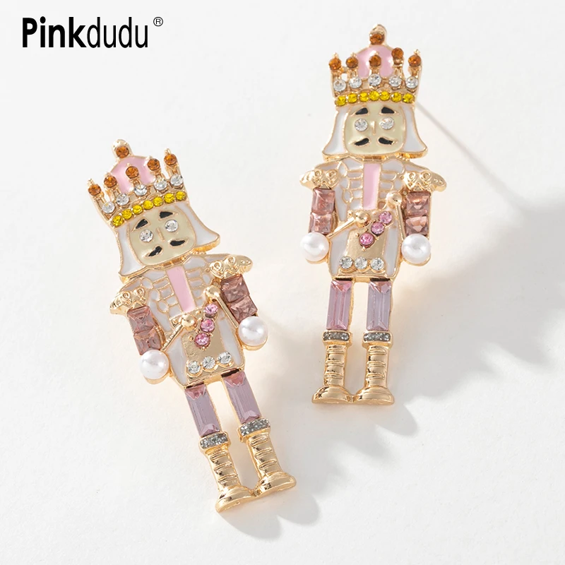 

Pinkdudu Cute Nutcracker Soldiers Stud Earrings Cartoon Character Zircon Painted Alloy Earring for Women Jewelry Gifts PD964