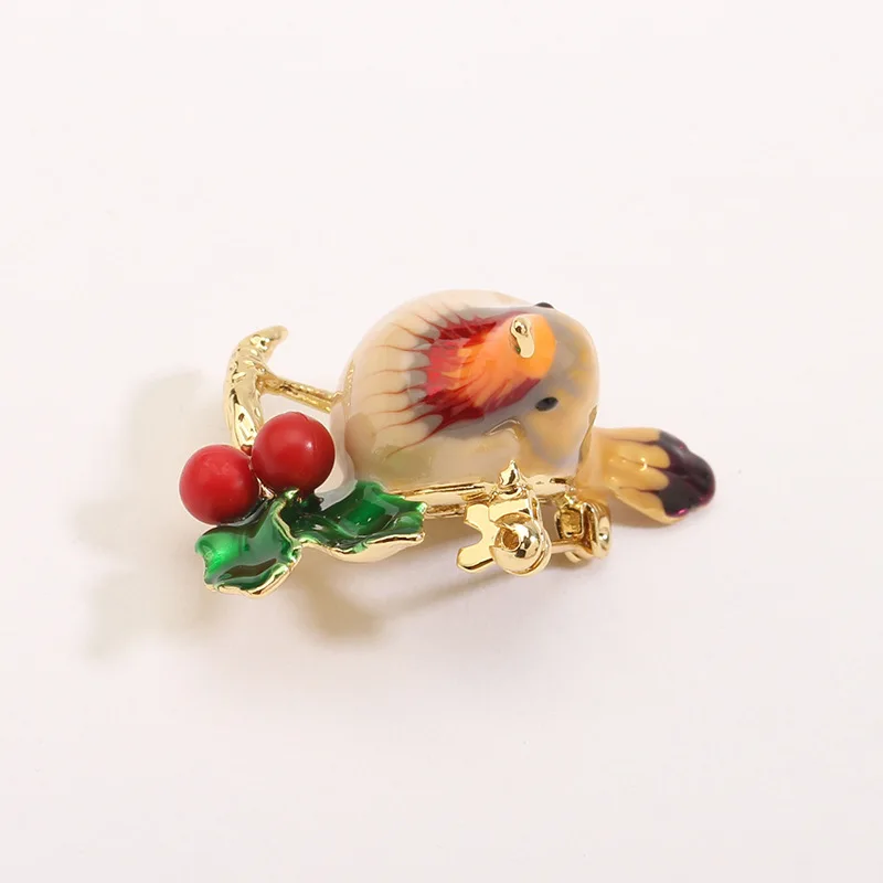 

New Fashionable and Personalized Animal Series Cute Hamster Mulberry brooch Hand-painted Enamel Glaze Design Pin Accessories
