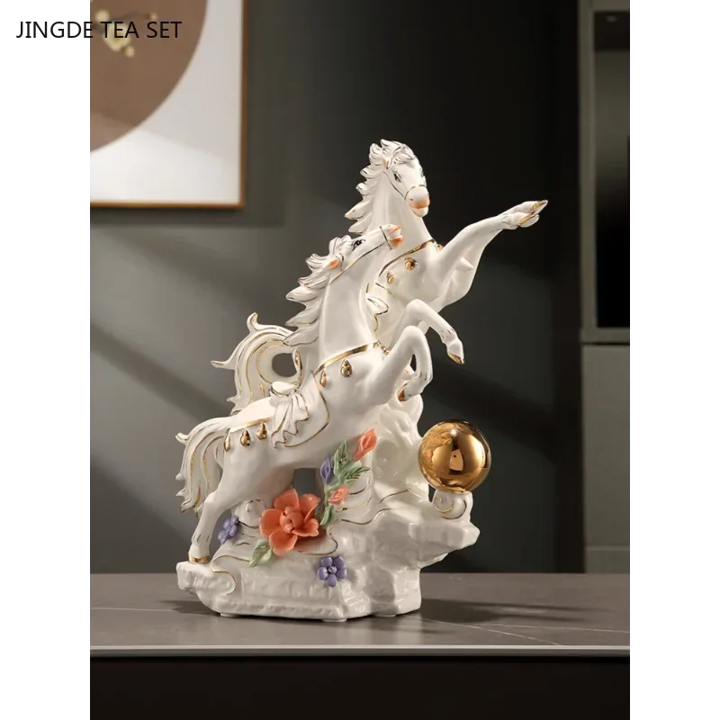 1 SZTUK Ceramiczna ozdoba zodiakalnego konia Bionic Nowoczesna kreatywna domowa szafka TV Wejście Sypialnia Biuro Pulpit Rzemiosło Butik Prezenty