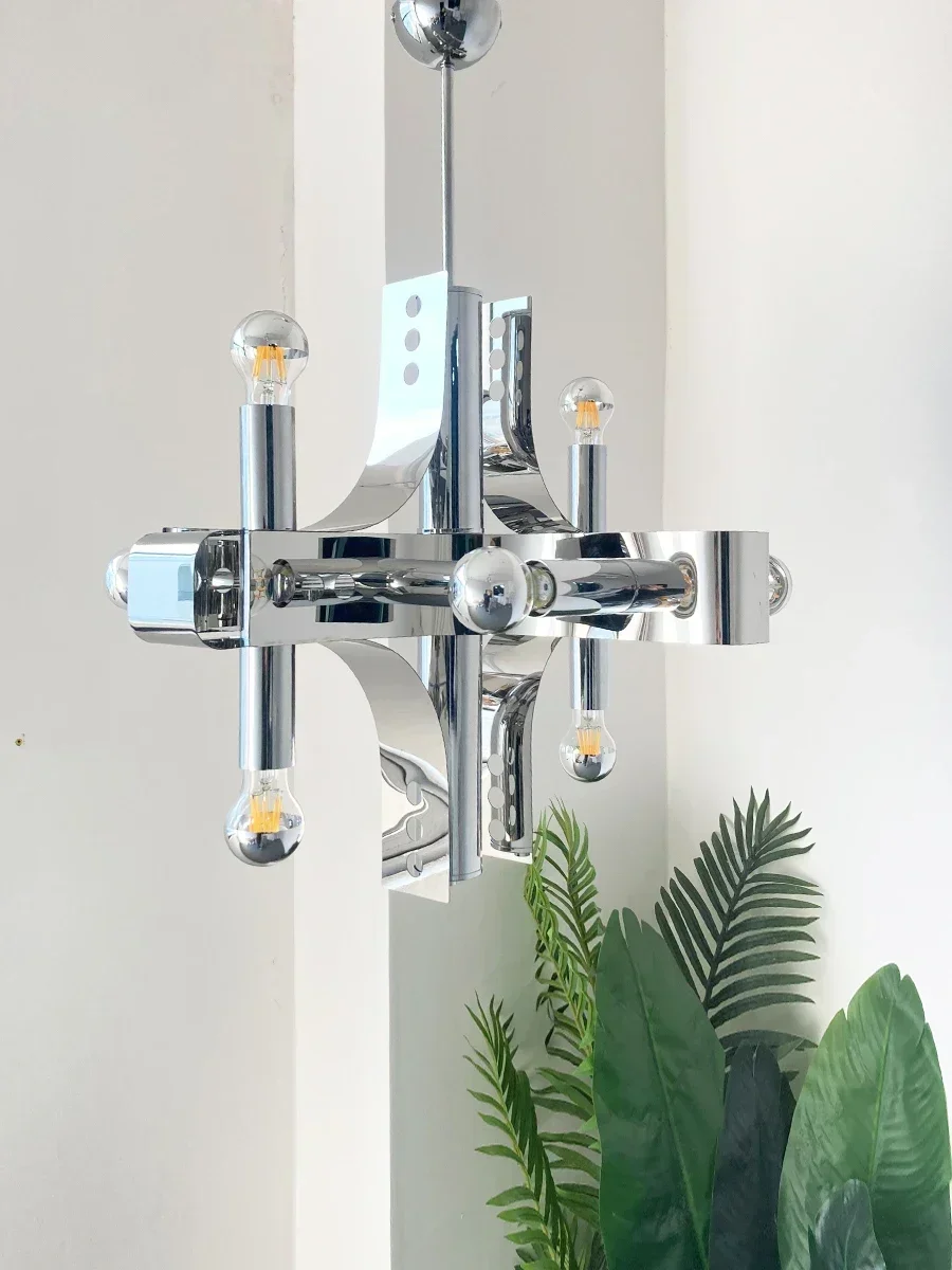 Металлическая люстра в стиле эпохи хромированная гостиную художественная