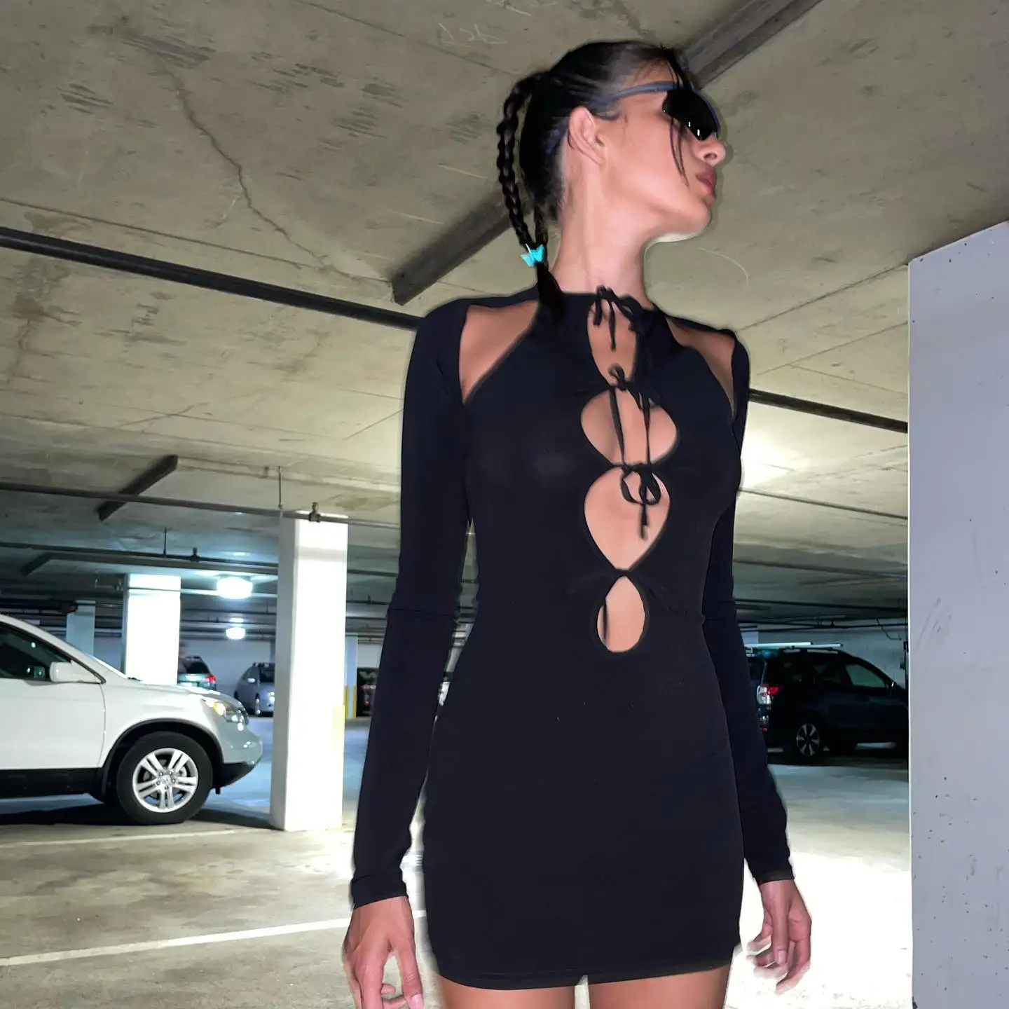 

Женское облегающее мини-платье с вырезом лодочкой и длинным рукавом, однотонные облегающие платья с вырезами и завязкой спереди