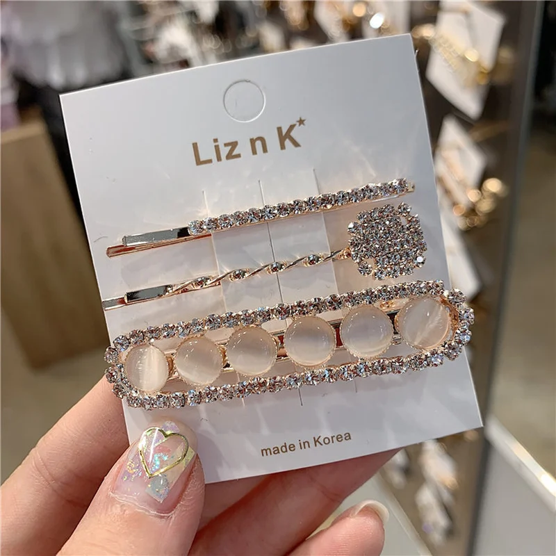 

Rhinestone Butterfly Hair Clip Hairpin Glitter Shiny Duckbill Hair Clips Retro Hair Clip Accessories for Women Ponytail Headwear