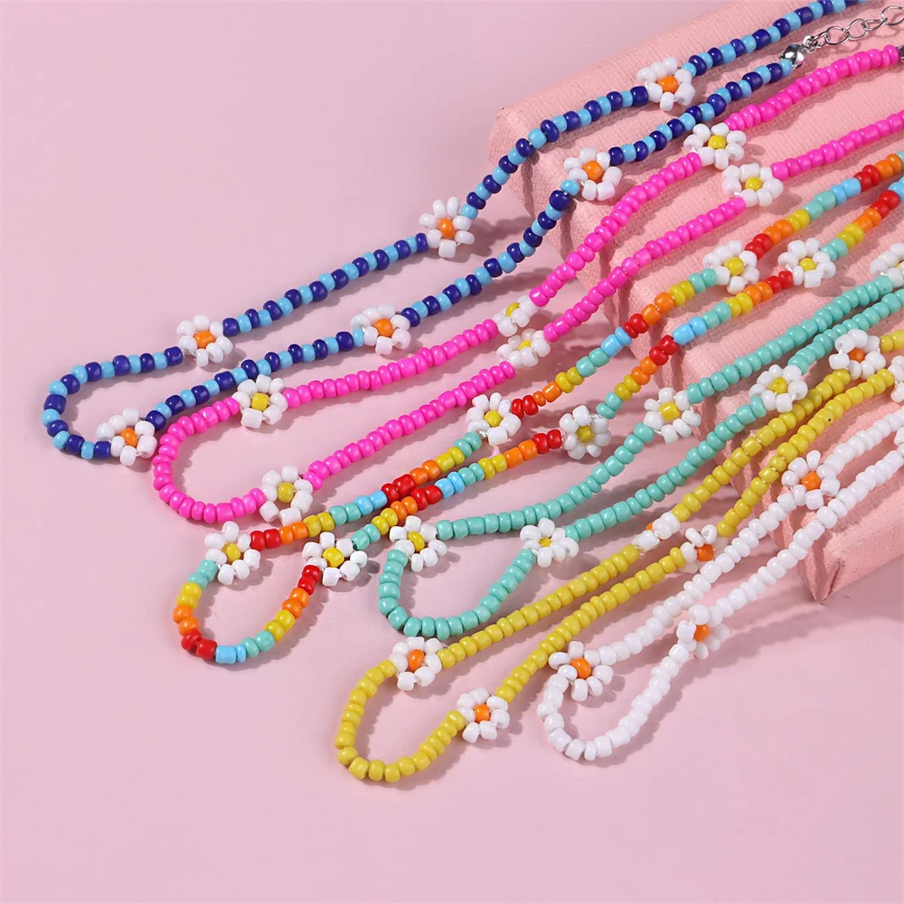 

Colorful Charm Flower Beadeds Necklace For Women Fashion Bohemia Rice Beads Choker Clavicle Beach Jewelry Accessories Adjustable