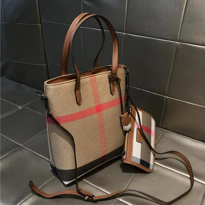 Комплект женских сумок-тоутов 2024 Вертикальная сумочка из воловьей кожи кошелек