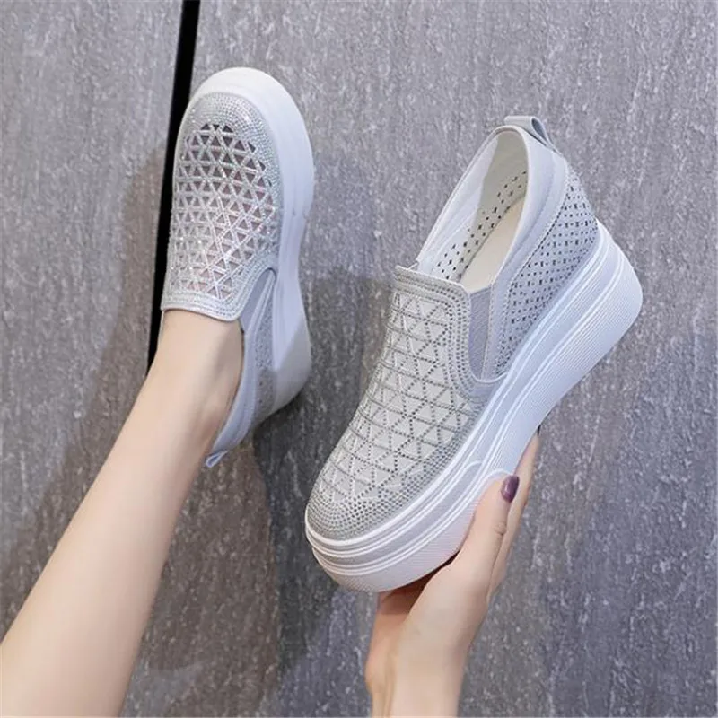 

Кроссовки женские на платформе, лоферы, модная блестящая обувь, размеры 34 40