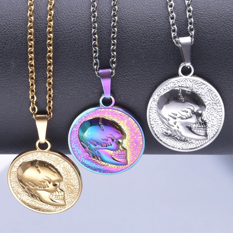 

A Cracked Skull Punk Necklace Round Charm Stainless Steel Necklaces For Women Men Accessories Link Chain On The Neck Necklace