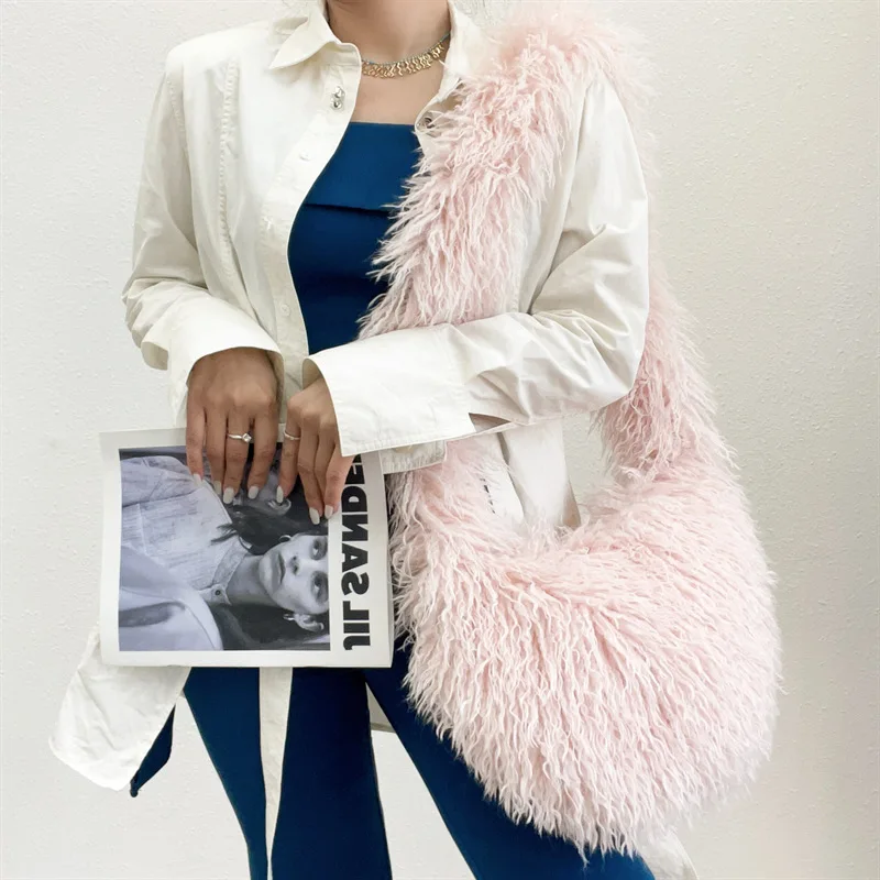 Ladies New Personality Fashion Sweet Cool Style Y2K Plush Spice Girl  Punk Large Capacity Crossbody Bag