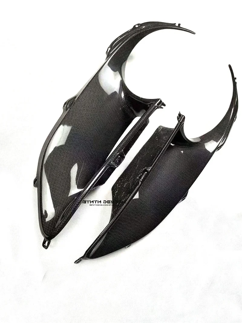 Задний выпускной абажур из сухого углеродного волокна полотняного переплетения