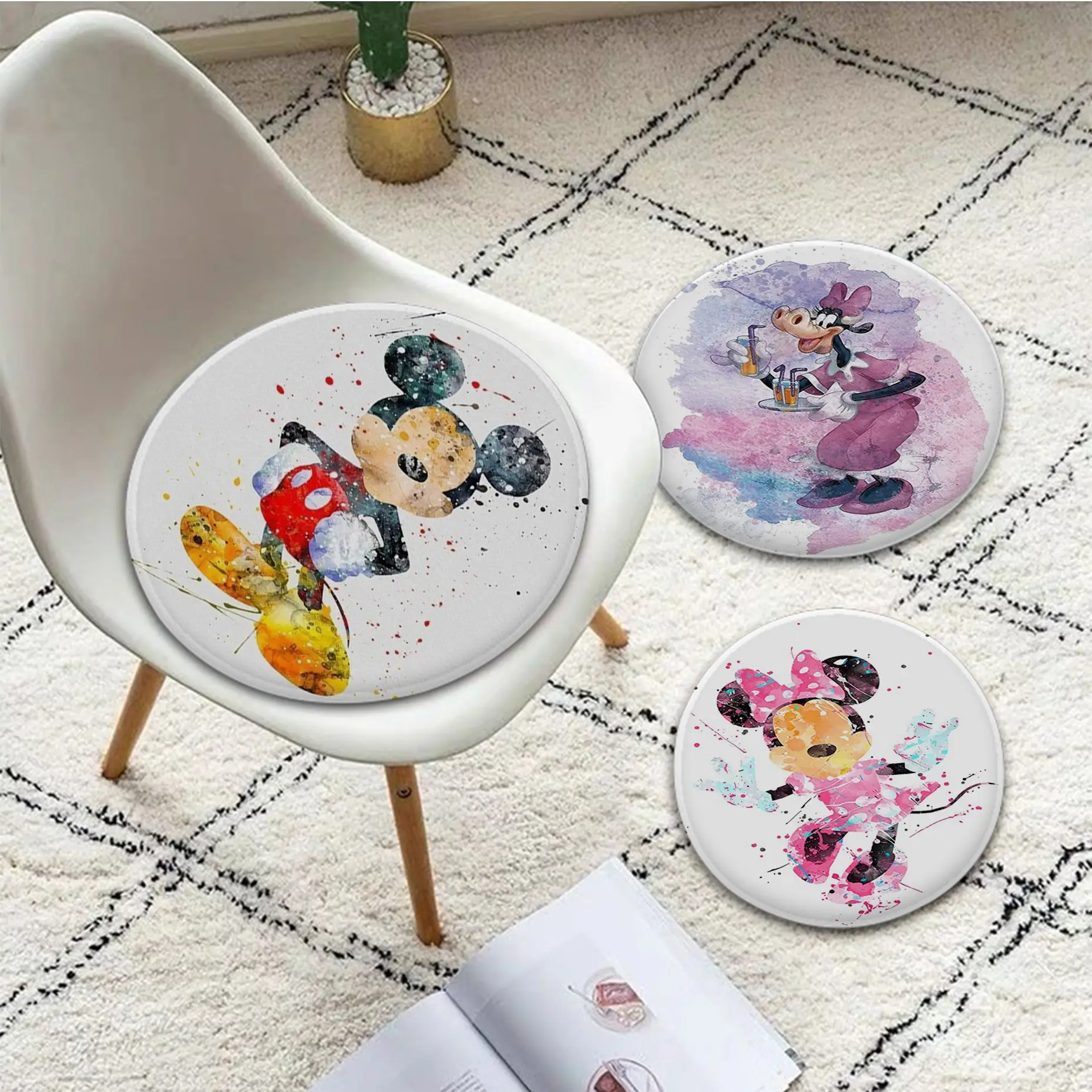 

Disney Mickey Mouse And Donald Duck Modern Style Fabric Cushion Non-slip Living Room Sofa Decor Stool Tatami Office Cushions