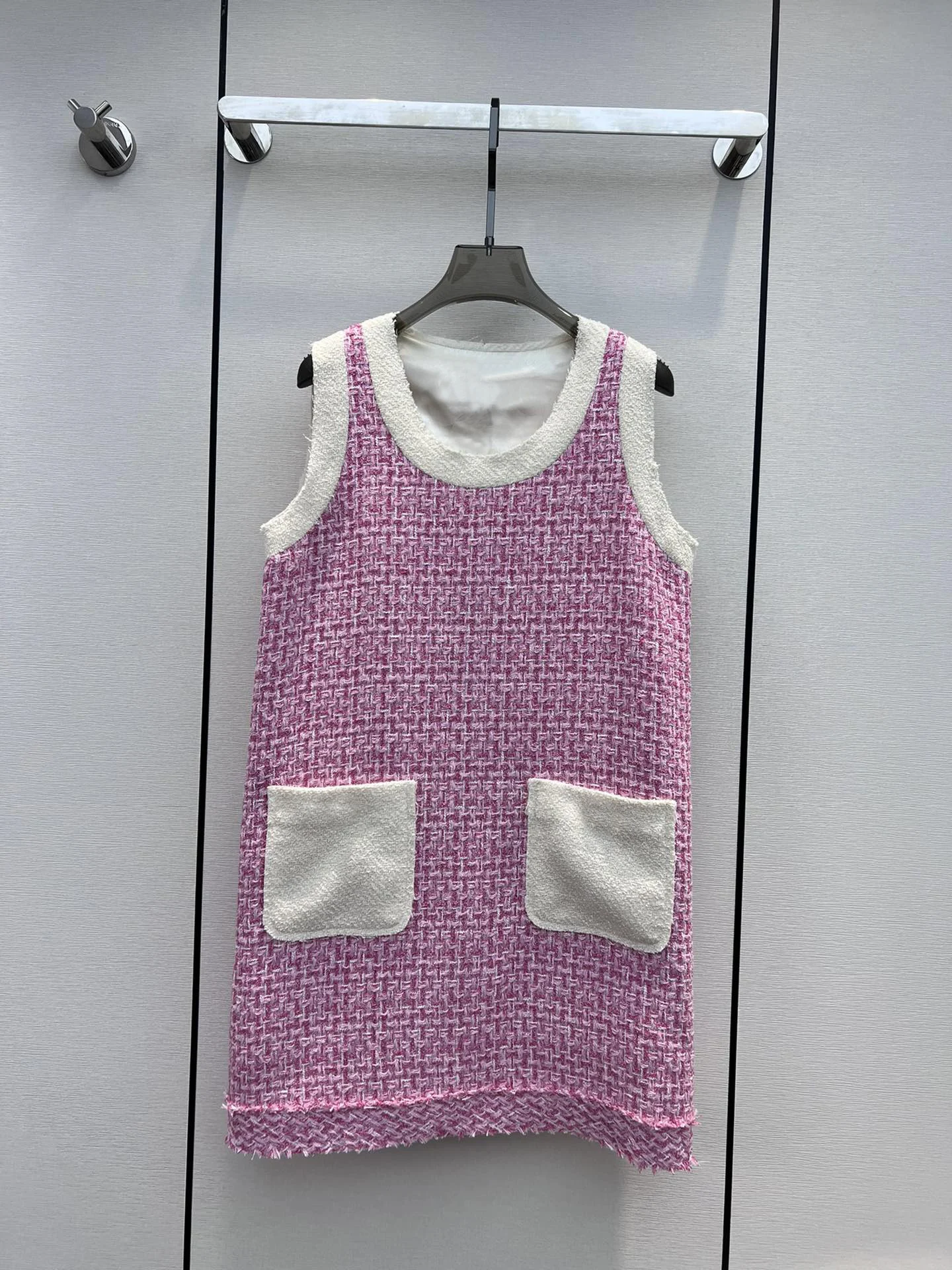 

23 весенне-летнее новое розовое платье без рукавов Chunghua Ni с двумя карманами модное тонкое незаменимое платье single713