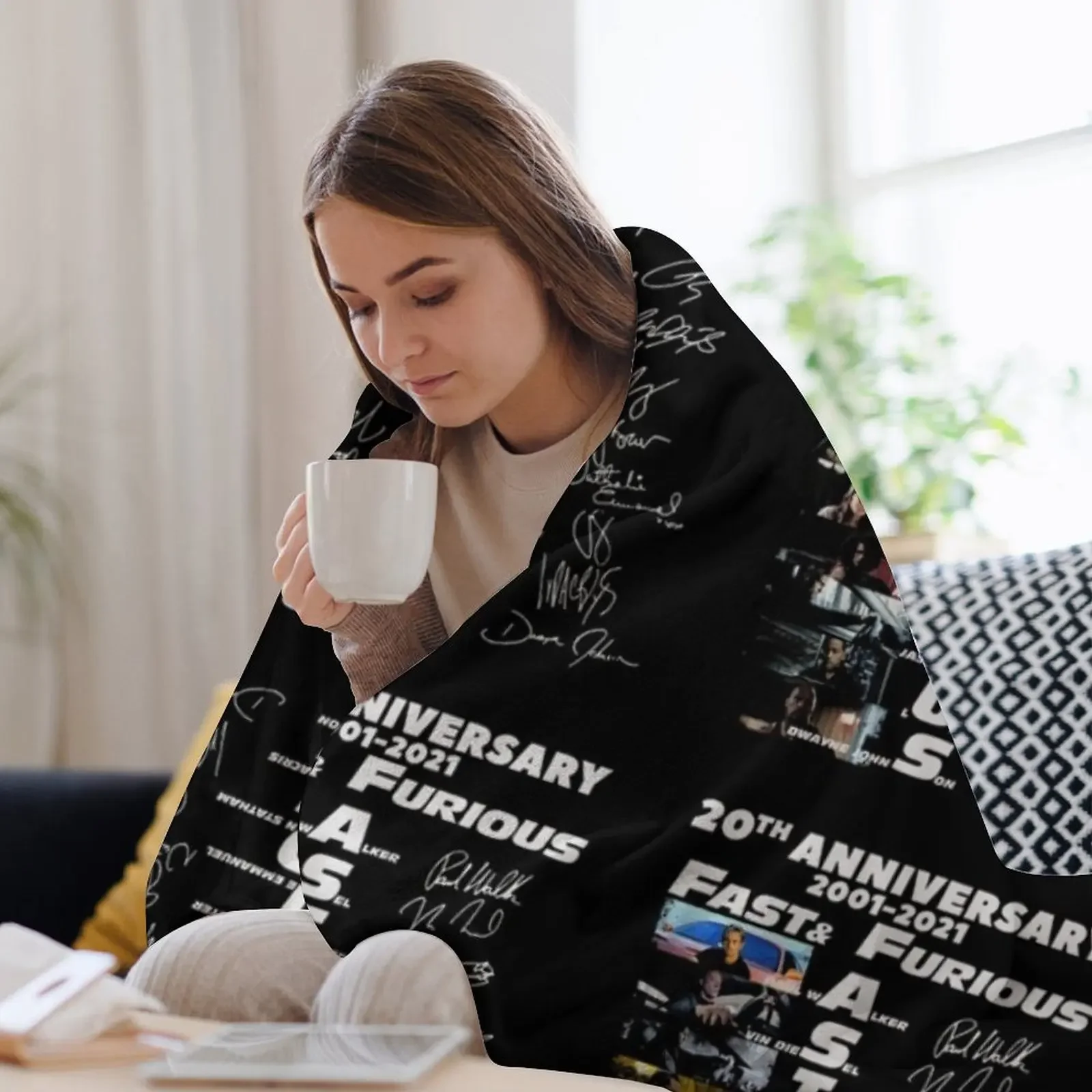 Фото Плед с подписями героев фильма «Форсаж» к 20-летию (2001-2021), пушистый, мягкий, для спальни и гостиной №3