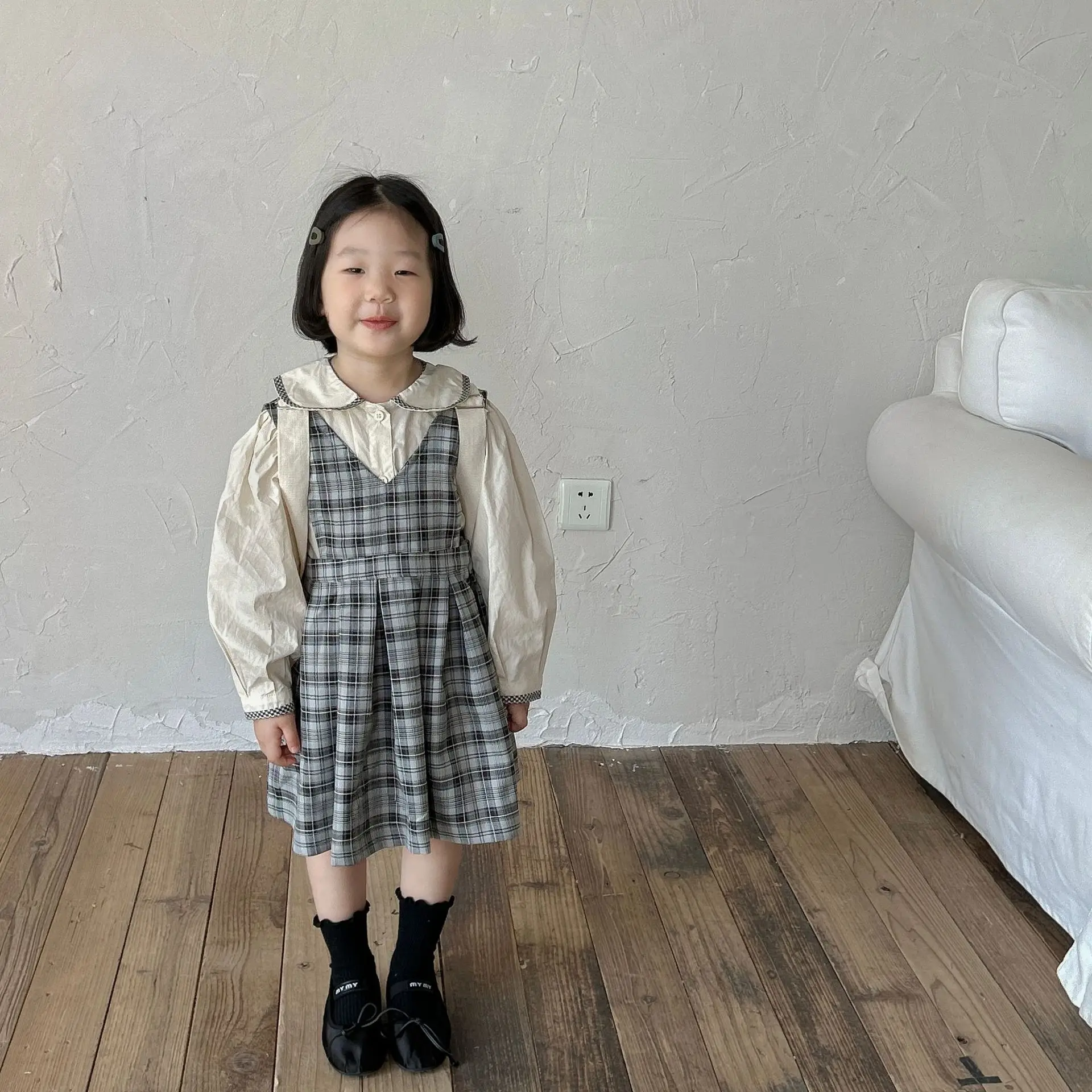 

Одежда для маленьких девочек, комплект из 2 предметов в стиле преппи, рубашка, юбка в клетку, модная новинка 2023 года, Осенние подтяжки, отложной воротник