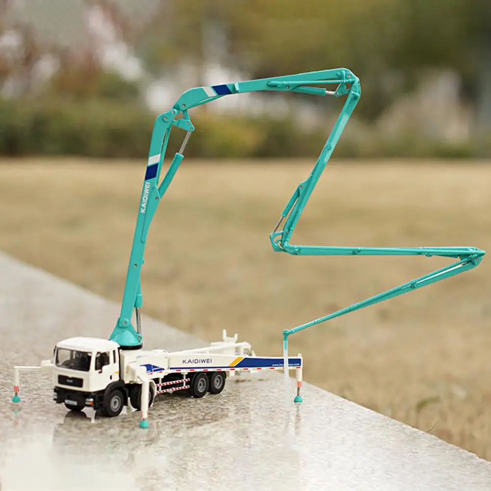 

Модель инженерного грузовика, компактная модель грузовика с бетононасосом, небольшая Реалистичная устойчивая к разрыву безопасная Игрушечная машина, подарок на день рождения