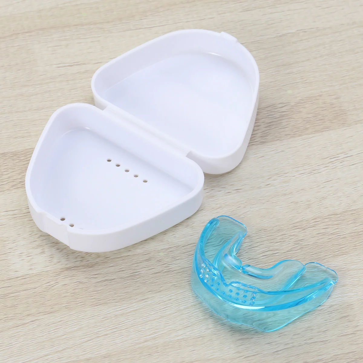 

Guard Mouth Mouthguard Boxing Sports Mouthpiece Football Hockey Youth Teeth Weightlifting Rugby Wrestling Basketball Braces