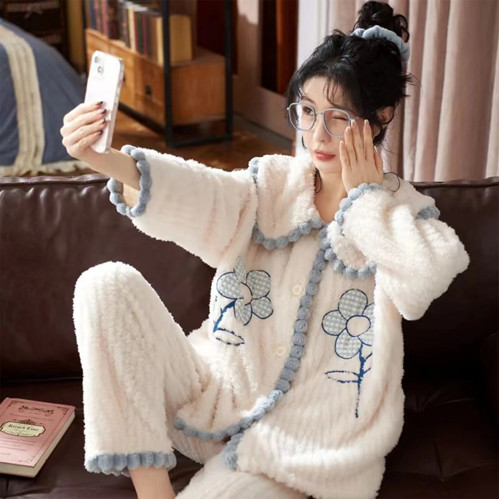 Thicken Plush Pajamas Set Long Sleeve Warming Sleepwear Autumn Winter Nightgown