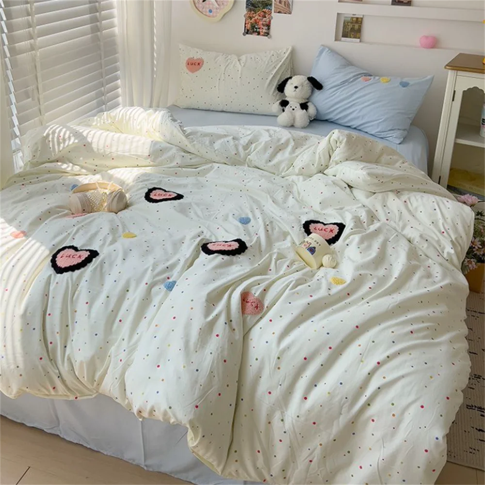 Комплект стеганого одеяла с мультяшной вышивкой комплект из четырех предметов