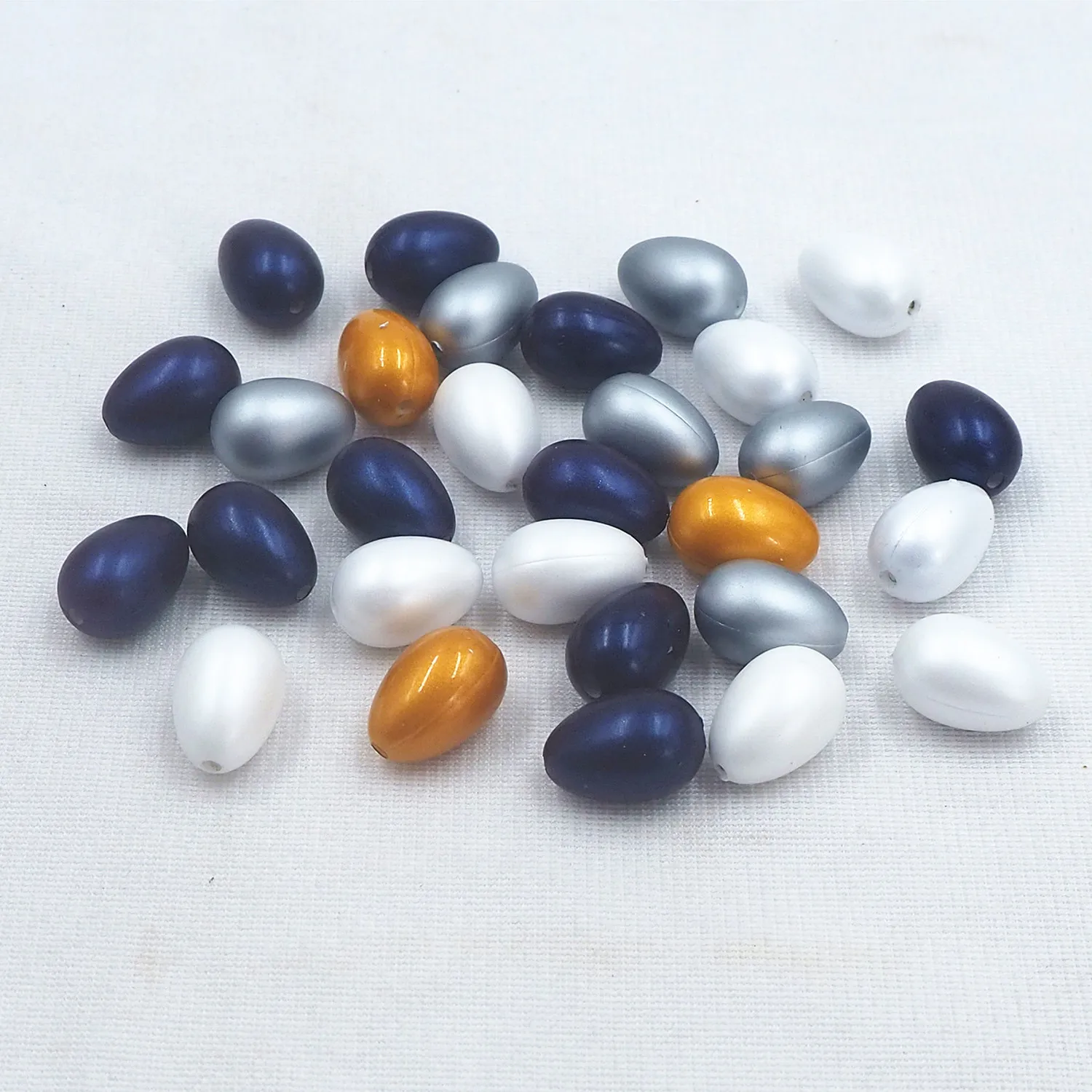 

Chenkai 100 шт., пасхальные бусины в форме яйца, силиконовые Подвески для изготовления ручек, бусины в виде героев для бисероплетения, самодельные Детские цепочки для соски