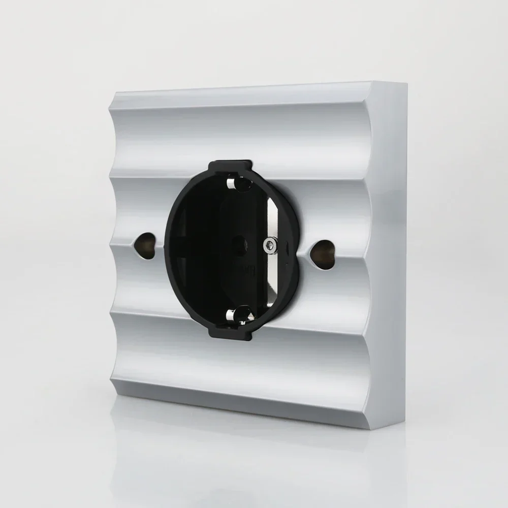 

audiocrast VE02R Розетки Schuko из меди с родиевым покрытием