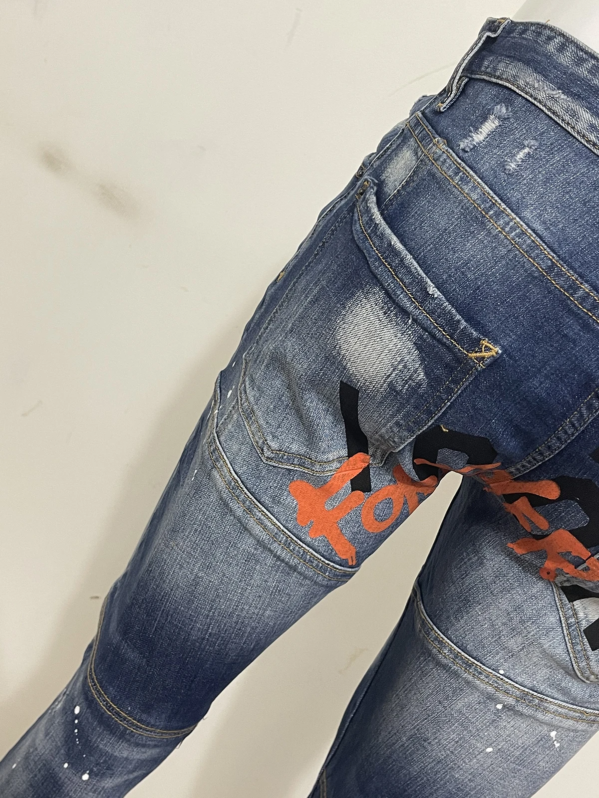 The 2023 new mid-waist slim wash casual calf jeans D2 jeans light-colored printed lettering trendy man 511 #