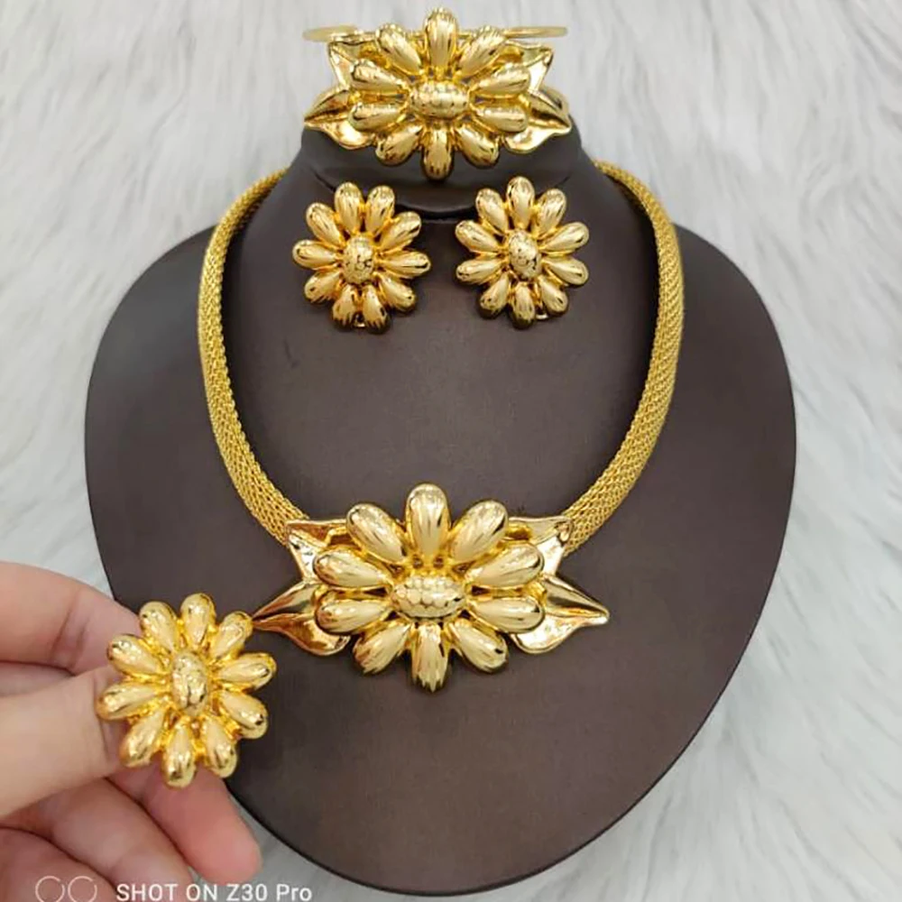 

Big Flower Design Dubai African Jewelry Gold Plated Women Earrings Necklace Ring Bracelet Jewelry Set Fashion Accessories