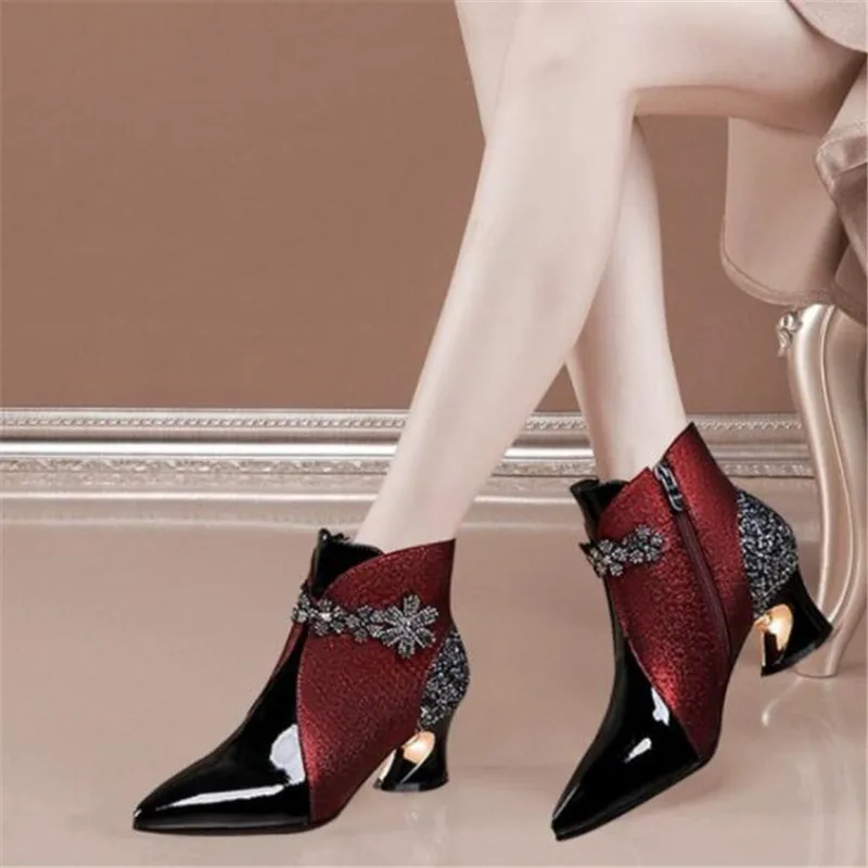 

2023 Summer Mesh Breathable Sandals with Rhinestone Decoration Shaped Heels Retro British Style Sandals Leather Boots Women