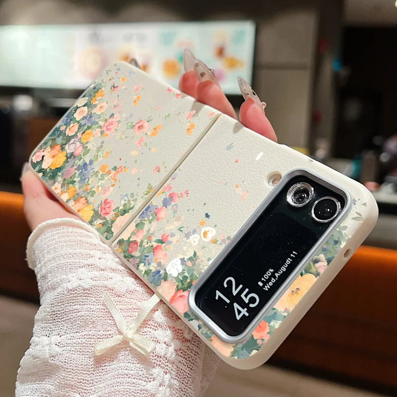 Кожаный текстурированный чехол с романтическими цветами для Samsung Galaxy Z Flip5 Flip6 Flip4