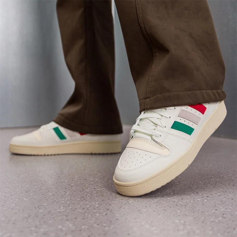 Фото Кроссовки adidas Off White Red Green Vintage Platform Skate Shoes, кожаные, с тремя полосками, низкие, в стиле ретро, повседневные, для мужчин и женщин KJ0840 №1