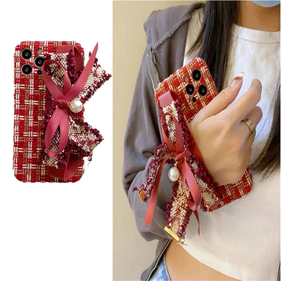 

INS Red Plush bow Wristband Silicon Anti-drop Mobile Phone Case For iPhone XR Xs Max 8 Plus 11 12 13 Pro Max Case