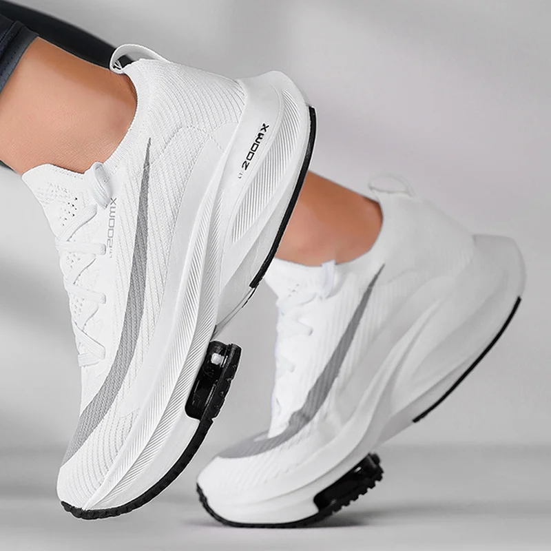 Дышащая удобная обувь на плоской