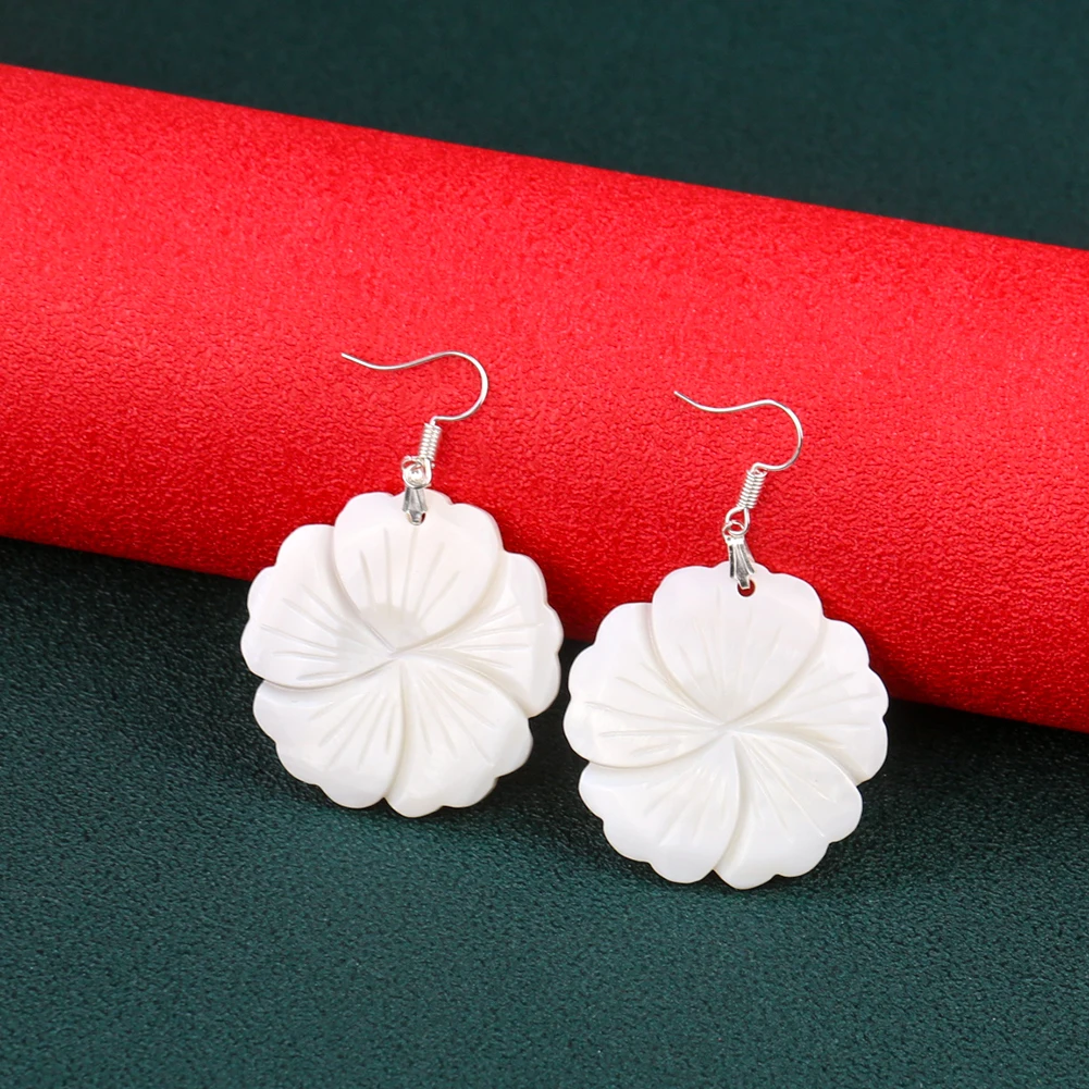

Hand Craft Real Sea Shell Earrings Carved Flower Heart Petal Seashell Earring Handmade Jewelry Accessories Gifts Mother of Pearl