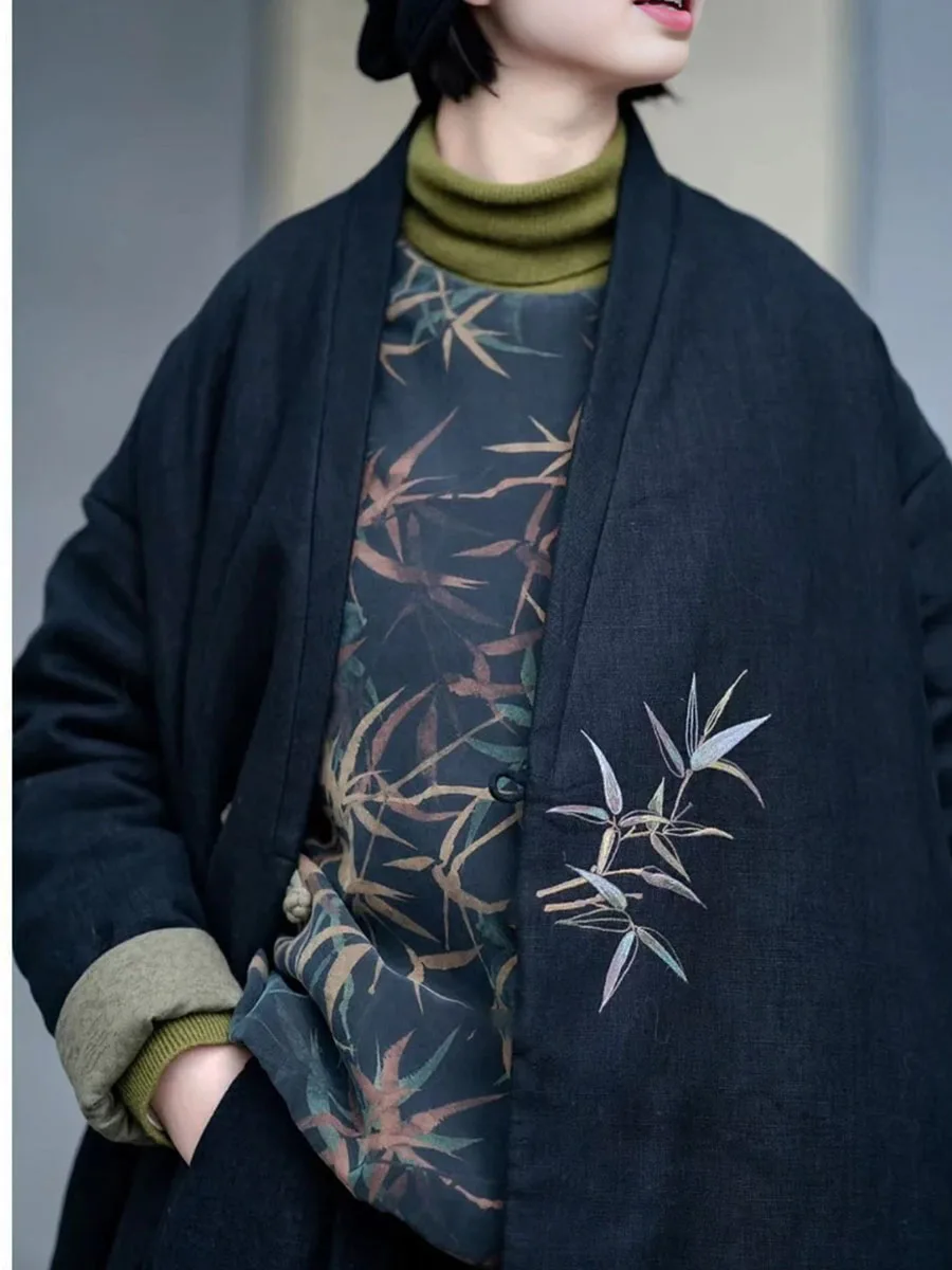 Осенне-зимняя льняная куртка с хлопковой подкладкой и вышивкой женское