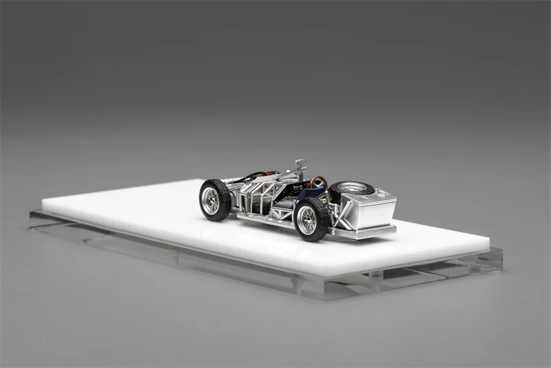 Коллекционная модель автомобиля Spaceframe с двигателем в масштабе 1:64 (art.: 3920dc3fd2e53) - 3920dc3fd2e53