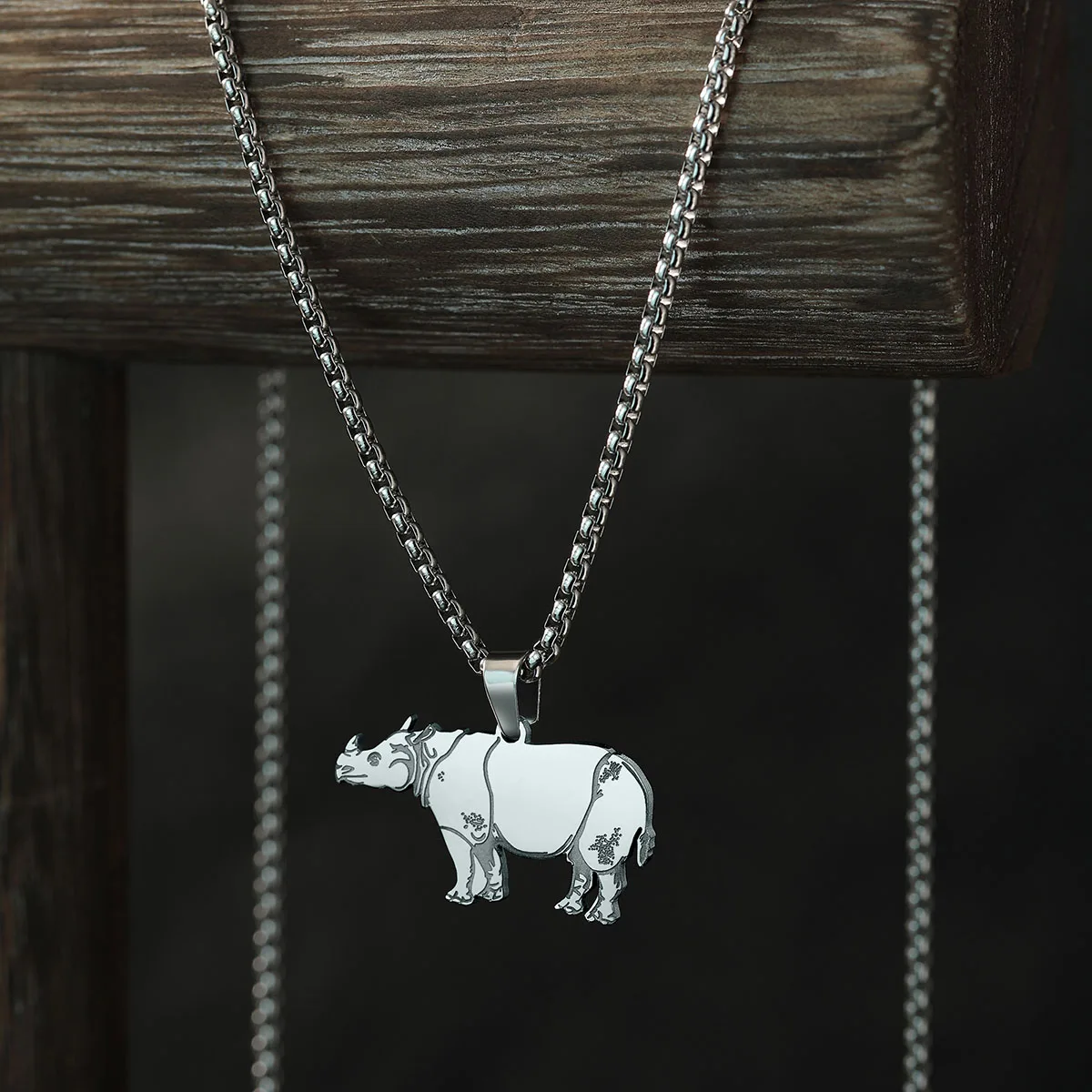 Ожерелье из нержавеющей стали с диким носорогом и животным для женщин мужчин