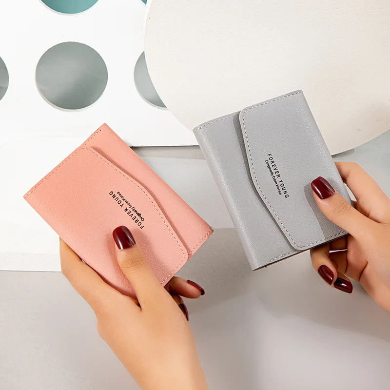 

Женский Короткий Повседневный Кошелек, новинка 2022, Корейский простой кошелек с пряжкой тройного сложения, оптовая продажа, кошелек для моне...