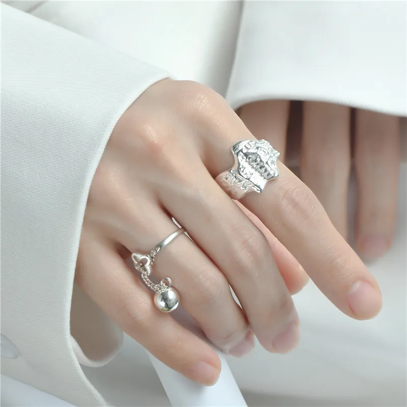 

Европейский стиль S925 Стерлинговое Серебро Ретро тяжелая промышленность текстура чувство гетеросексуальное кольцо для женщин ювелирные из...