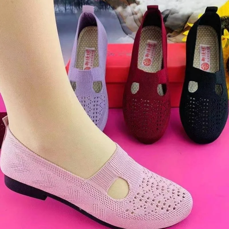 

Cloth Shoes Women's Summer New Flat-bottomed Fly-woven Non-slip Soft Bottom Middle-aged and Elderly Mother's Shoes Western Style