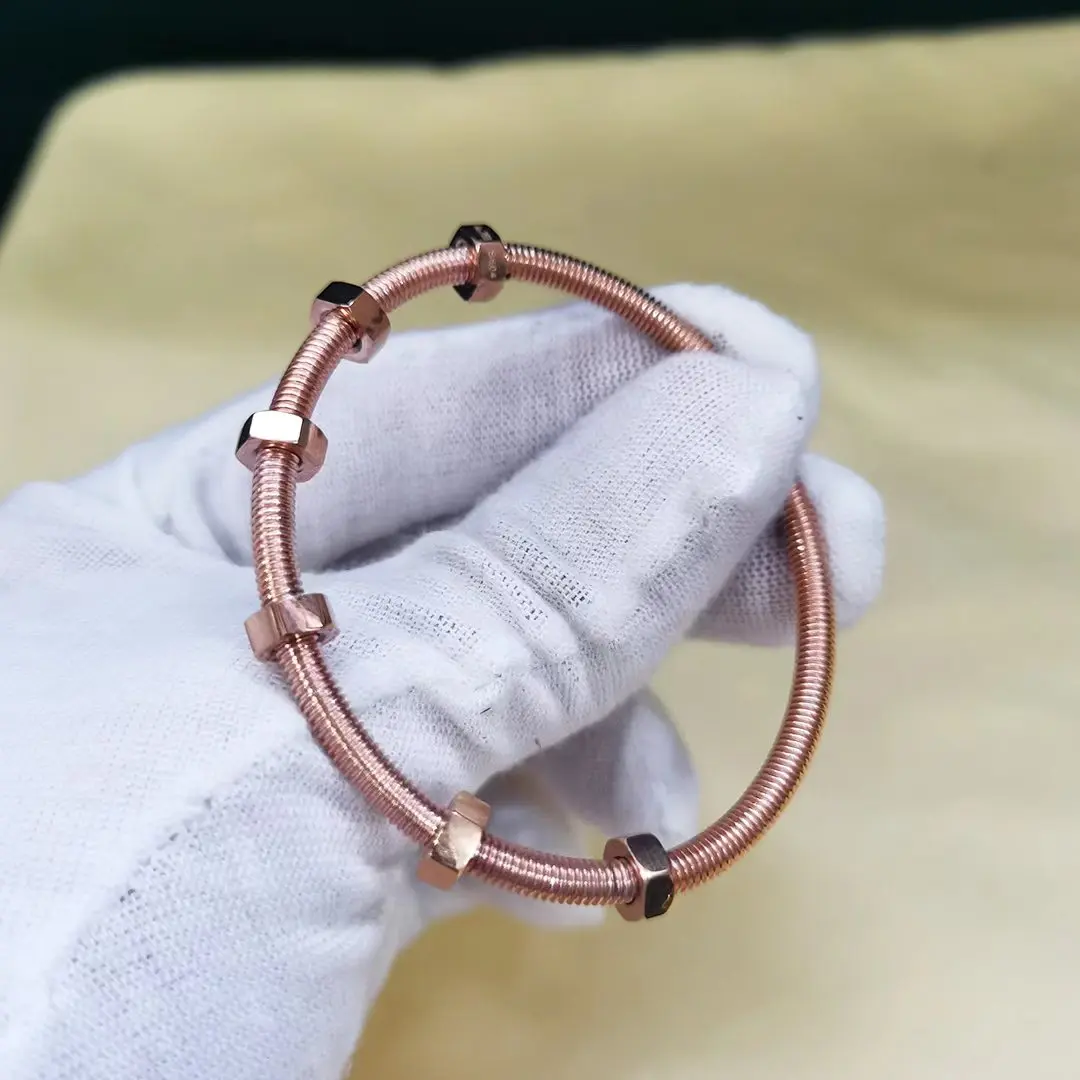 

Золотые браслеты Nut V для женщин, Роскошный дизайнерский браслет для путешествий, для мужчин, новые модные ювелирные изделия, бесплатная доставка