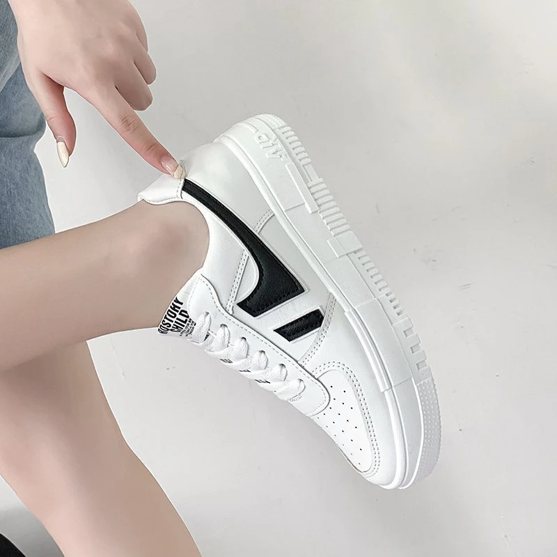 Спортивная обувь новые весенние туфли с круглой головкой и перекрестной