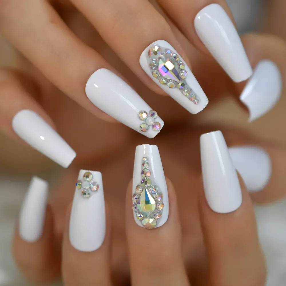 

Perfect Artificial Nails 3D Rhinestones Decorative White Nude Faux Ongles Long Ballerina Trapezoid Tips