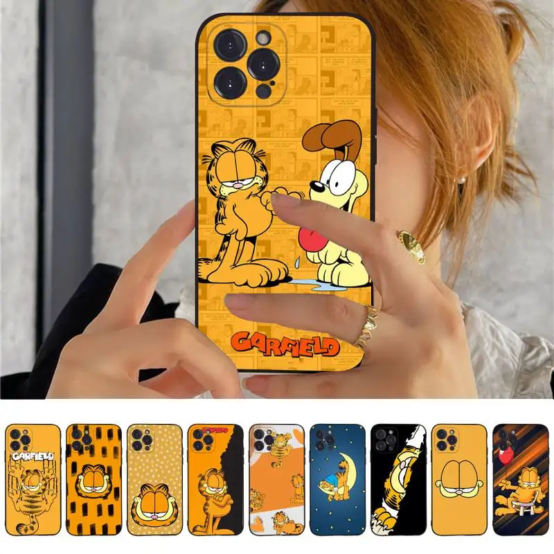 

MINISO BANDAI Garfield Phone Case Silicone Soft for iphone 14 13 12 11 Pro Mini XS MAX 8 7 6 Plus X XS XR Cover
