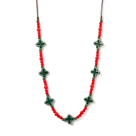Керамическое ожерелье ручной работы для женщин, винтажный длинный кулон, красный, зеленый клевер, регулируемые ювелирные изделия в этническом стиле