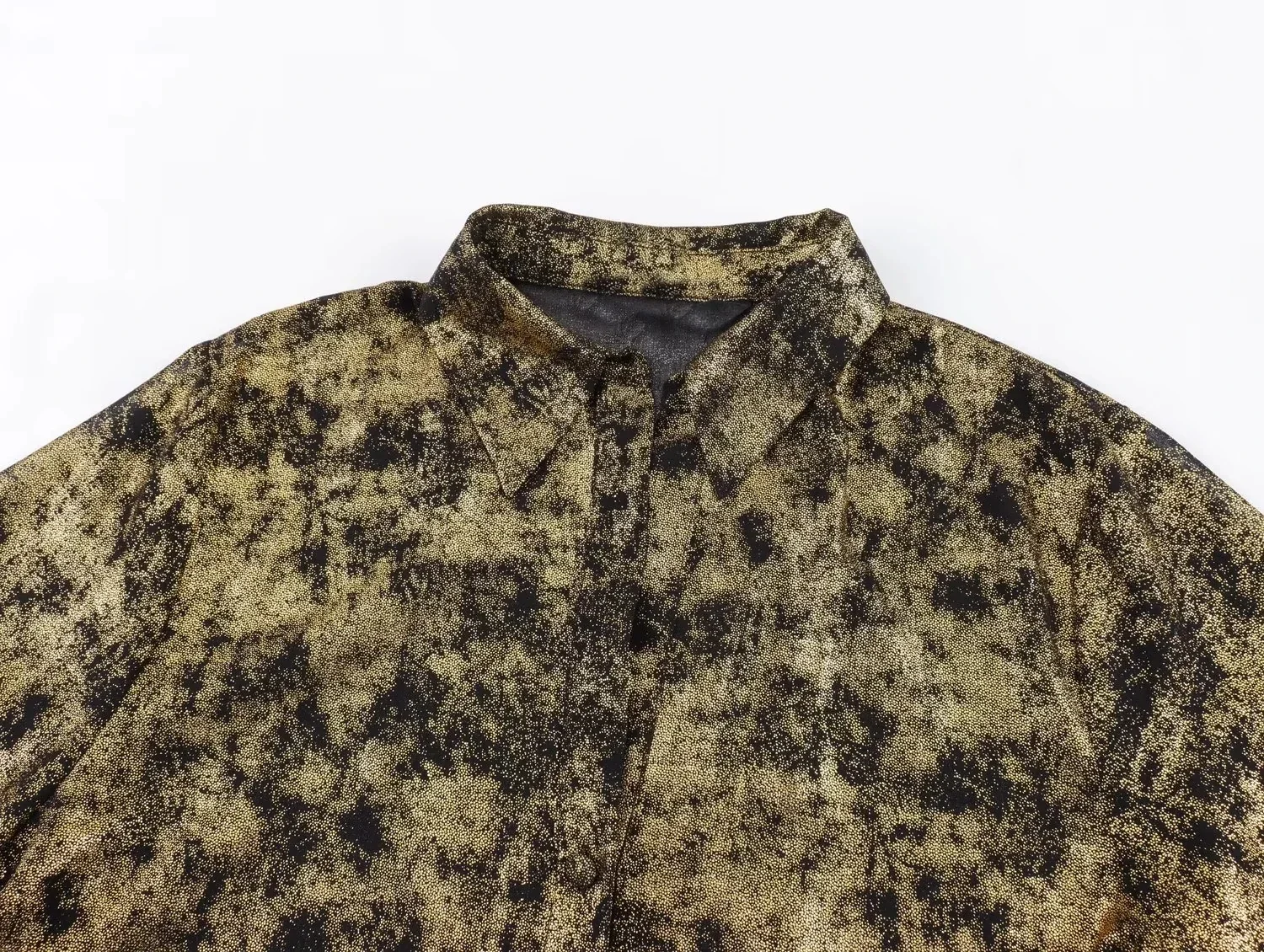 Рубашка женская с длинным рукавом металлик на пуговицах