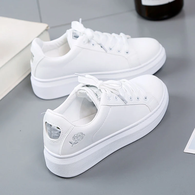 

Women Leather Pu Casual Shoes New Spring Woman Fashion Embroidered White Breathable Flower Lace-Up Sneakers Chaussure Femme