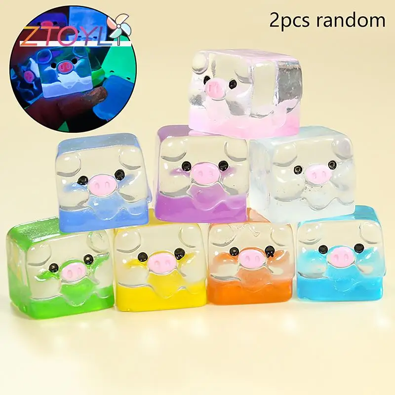 

2PCS DIY Handmade Jewelry Accessories Luminous Resin Miniature Cartoon 3D Ice Block Pig Toys Micro Landscape Decoration