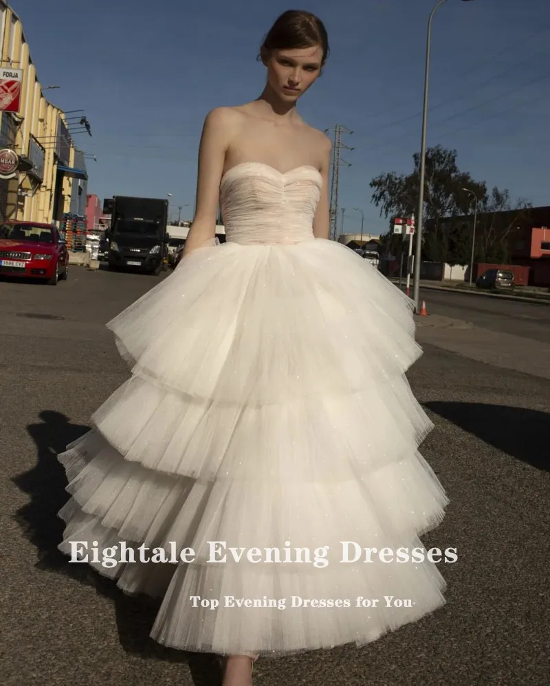 Бальное платье с блестками в несколько рядов цвета слоновой кости