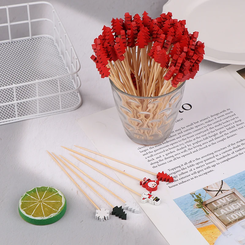 100pcs Christmas Fruit Stickers Santa Claus Snowman Xmas Tree Disposable Bamboo Sticks Merry Christma Cupcake Cake Decor 2024