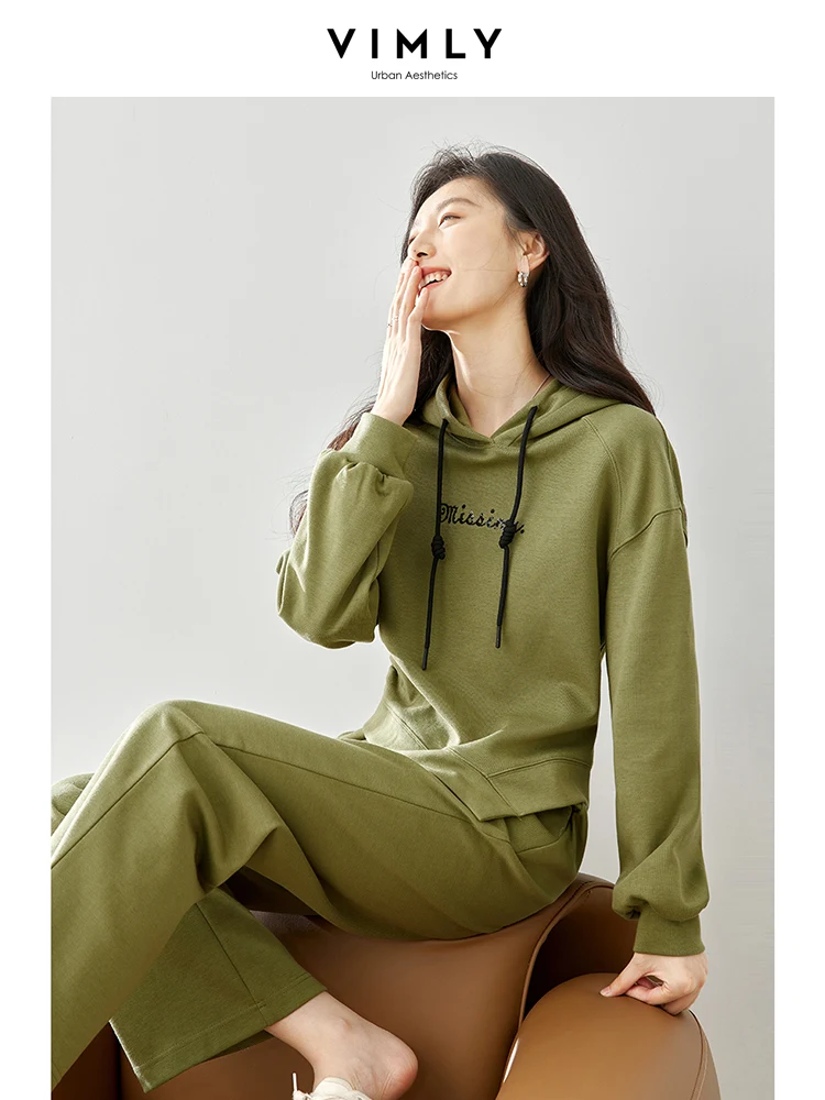 Костюм спортивный женский однотонный с капюшоном и широкими брюками